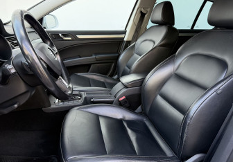Подержанный автомобиль Skoda Superb Liftback 2014 года (10 фото)