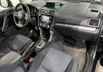 Подержанный автомобиль Subaru Forester Suv 2015 года (11 фото)