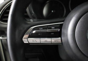 Подержанный автомобиль Mazda 3 Sedan 2019 года (8 фото)