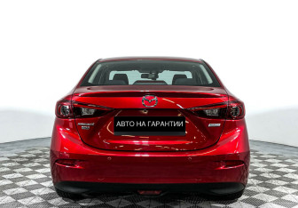 Подержанный автомобиль Mazda 3 Sedan 2016 года (6 фото)