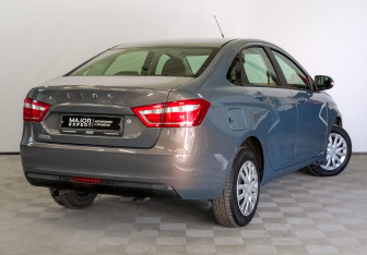Подержанный автомобиль LADA (ВАЗ) Vesta Sedan 2016 года (5 фото)