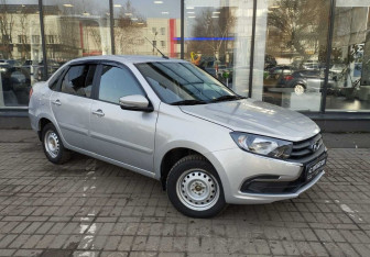 Подержанный автомобиль LADA (ВАЗ) Granta Sedan 2022 года (3 фото)