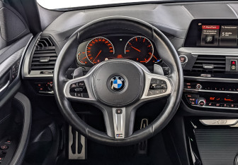 Подержанный автомобиль BMW X3 2021 года (22 фото)