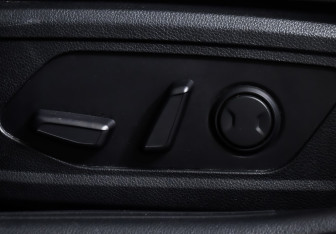 Подержанный автомобиль Kia K5 2020 года (15 фото)