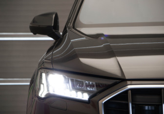Подержанный автомобиль Audi Q7 2020 года (39 фото)