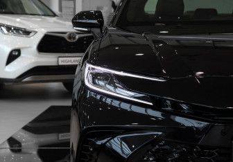 Новый Toyota Camry Sedan 2024 (6 фото)