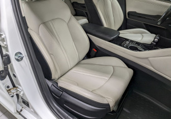 Подержанный автомобиль Kia K5 2022 года (21 фото)