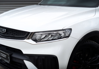 Подержанный автомобиль Geely Tugella 2023 года (17 фото)