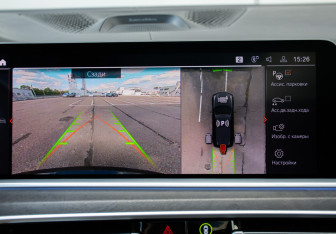 Подержанный автомобиль BMW X7 2020 года (18 фото)