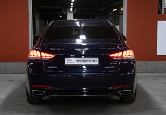Подержанный автомобиль Genesis G80 2017 года (6 фото)