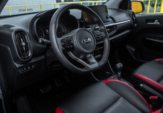 Подержанный автомобиль Kia Picanto 2021 года (12 фото)