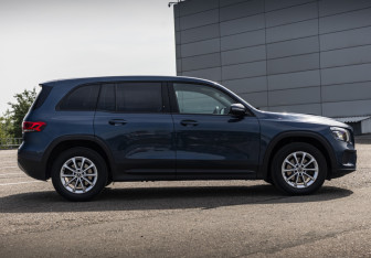 Подержанный автомобиль Mercedes-Benz GLB 2020 года (4 фото)
