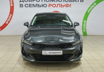 Подержанный автомобиль Kia K5 2021 года (2 фото)