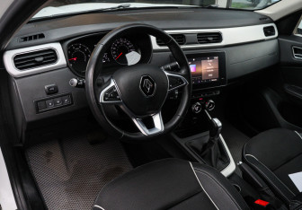 Подержанный автомобиль Renault Arkana 2021 года (12 фото)