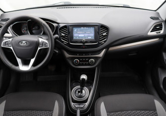 Подержанный автомобиль LADA (ВАЗ) Vesta Wagon 2018 года (12 фото)