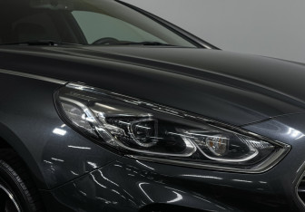 Подержанный автомобиль Hyundai Sonata 2018 года (19 фото)