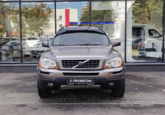 Подержанный автомобиль Volvo XC90 2008 года (2 фото)