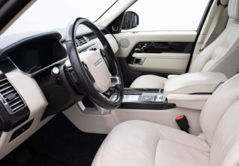 Подержанный автомобиль Land Rover Range Rover 2019 года (10 фото)
