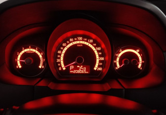 Подержанный автомобиль Kia Ceed Hatchback 2010 года (12 фото)