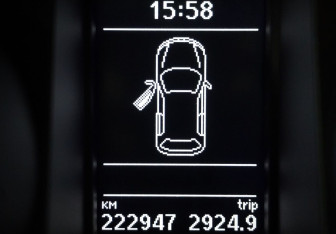 Подержанный автомобиль Skoda Yeti 2013 года (15 фото)