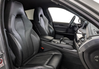 Подержанный автомобиль BMW X6 M 2016 года (24 фото)