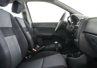 Подержанный автомобиль Hyundai Getz 2010 года (5 фото)