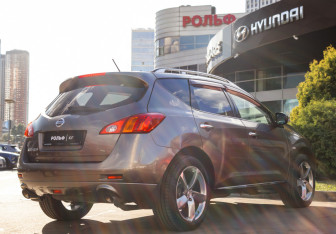 Подержанный автомобиль Nissan Murano Suv 2010 года (4 фото)