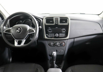 Подержанный автомобиль Renault Logan Sedan 2020 года (6 фото)