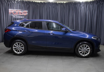 Подержанный автомобиль BMW X2 2021 года (4 фото)