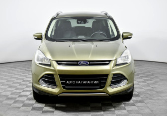 Подержанный автомобиль Ford Kuga 2013 года (2 фото)