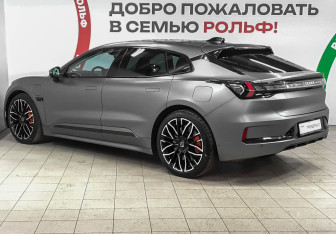 Подержанный автомобиль Zeekr 001 2023 года (6 фото)
