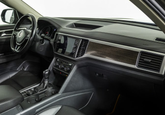 Подержанный автомобиль Volkswagen Teramont 2019 года (9 фото)