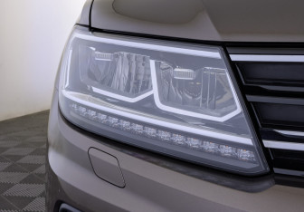 Подержанный автомобиль Volkswagen Tiguan 2020 года (17 фото)