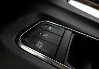 Подержанный автомобиль Cadillac Escalade Suv 2021 года (28 фото)