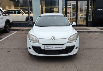 Подержанный автомобиль Renault Megane Hatchback 2012 года (2 фото)
