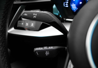 Подержанный автомобиль Audi A3 Hatchback 2022 года (13 фото)