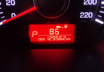 Подержанный автомобиль Kia Rio Hatchback 2014 года (17 фото)