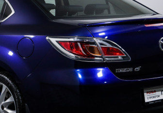 Подержанный автомобиль Mazda 6 Sedan 2009 года (16 фото)