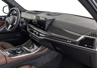 Новый BMW X7 2025 (9 фото)