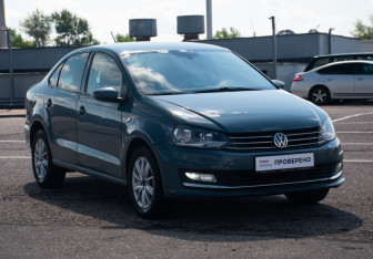 Подержанный автомобиль Volkswagen Polo Sedan 2019 года (3 фото)