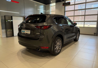 Подержанный автомобиль Mazda CX-5 2019 года (4 фото)