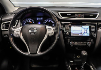 Подержанный автомобиль Nissan Qashqai 2018 года (8 фото)