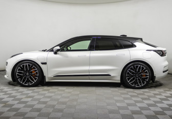 Подержанный автомобиль Zeekr 001 2023 года (8 фото)