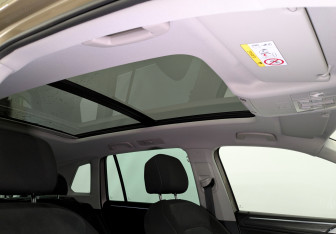 Подержанный автомобиль Volkswagen Tiguan 2020 года (23 фото)