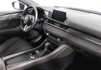 Подержанный автомобиль Mazda 6 Sedan 2019 года (6 фото)