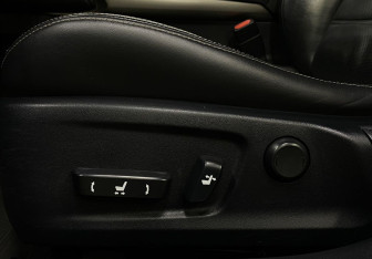 Подержанный автомобиль Lexus IS Sedan 2013 года (20 фото)