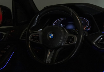 Подержанный автомобиль BMW X7 2019 года (14 фото)