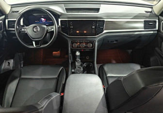 Подержанный автомобиль Volkswagen Teramont 2018 года (9 фото)