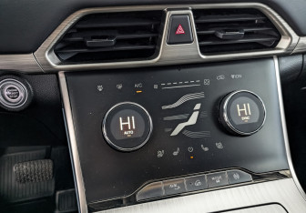 Подержанный автомобиль Exeed TXL 2023 года (21 фото)