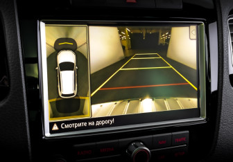 Подержанный автомобиль Volkswagen Touareg 2014 года (30 фото)